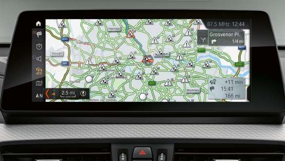 Real Time Traffic Information de la BMW X2 F39 Real Time Traffic Information RTTI de la BMW X2 F39 2020 intérieur