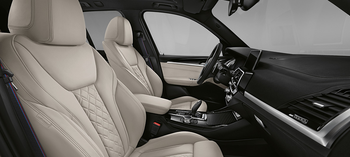 BMW X3, revêtement intérieur BMW Individual étendu en cuir Merino Feinnarbe en Elfenbeinweiß BMW X3, revêtement intérieur BMW Individual étendu en cuir Merino Feinnarbe en Elfenbeinweiß