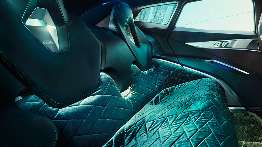 BMW Concept XM (G09) aperçu de l’intérieur gros plan arrière Lounge