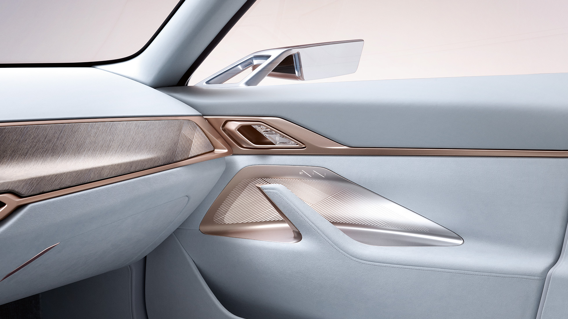 Intérieur 4 BMW Concept i4 2020 G26 Intérieur 4 BMW Concept i4 2020 G26 Voiture 100 % électrique BMW Gran Coupé vue en gros plan sur la portière avec rétroviseur extérieur